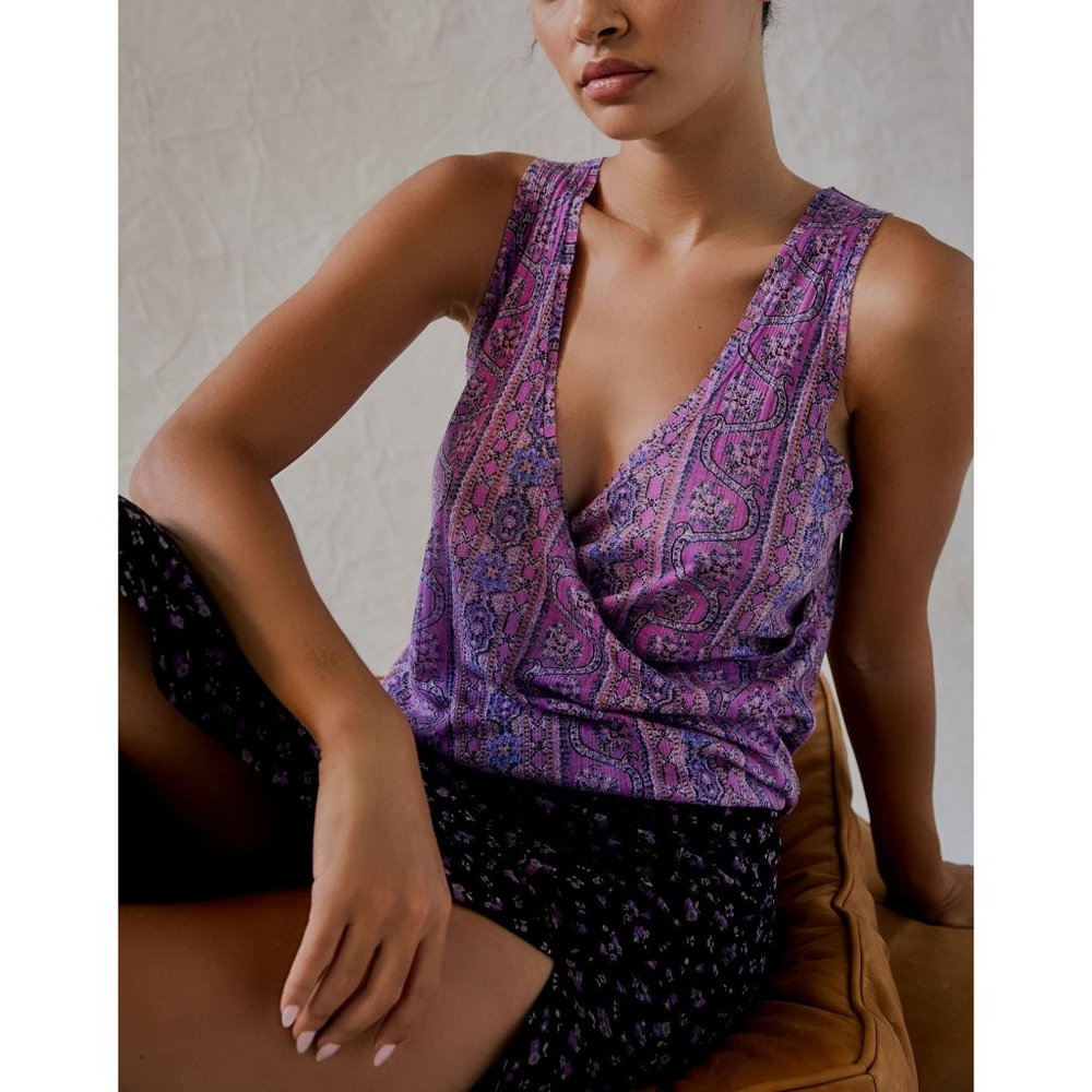 FREE PEOPLE Printed Your Twisted Tee / Summer Bloom Combo